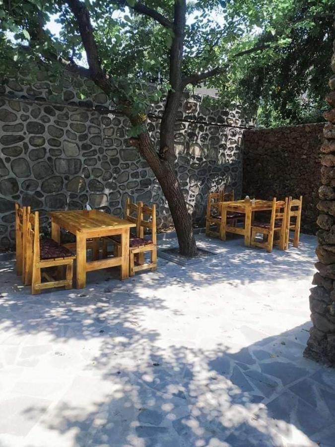 Zangezur Hotel Goris Dış mekan fotoğraf