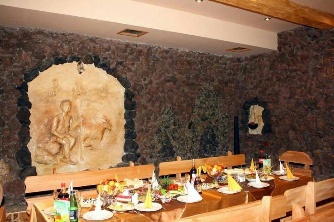 Zangezur Hotel Goris Dış mekan fotoğraf